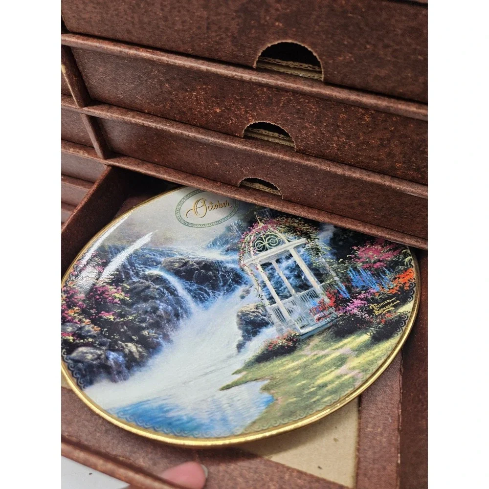 Thomas Kinkade Complete Perpetual‎ Wooden Calendar Set With Tiles&Monthly Plates